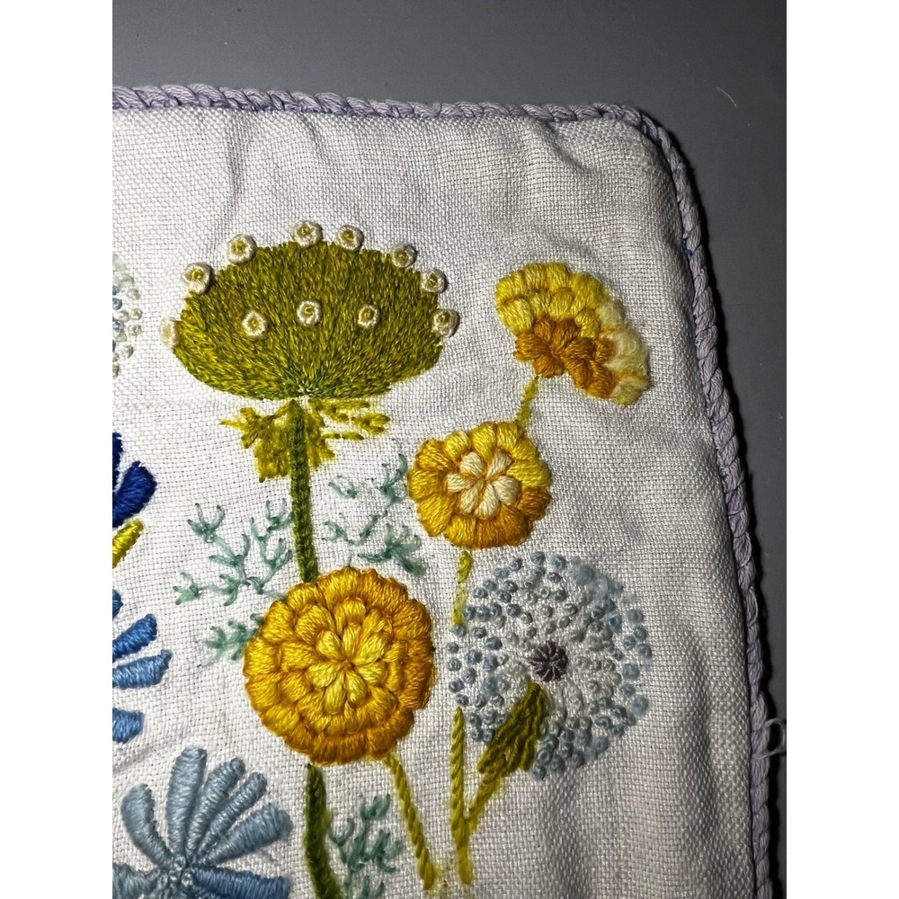 Vintage Hand Embroidered Floral Linen Pillow Cover Dandelion Wildflower 18x13" - Picture 8 of 8